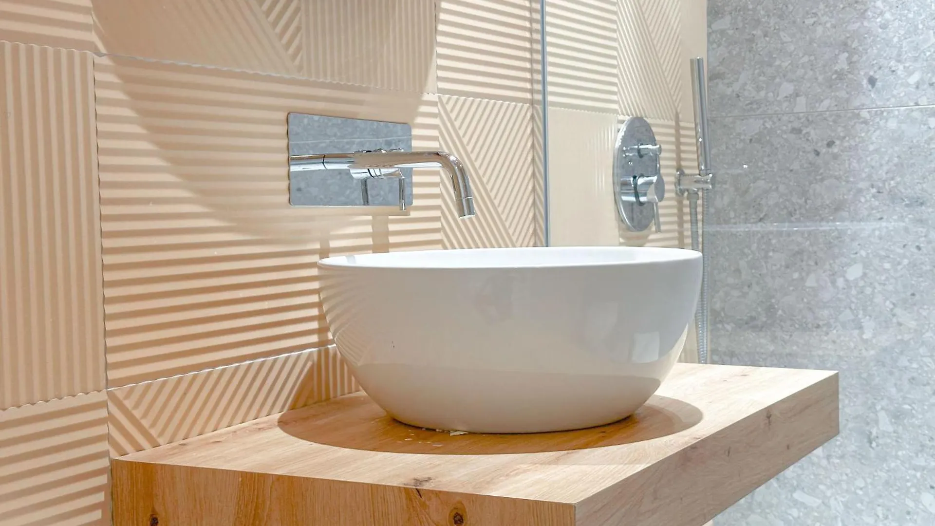 Daire Sarpi Suites - Chinatown - Appartamento Con 5 Camere Milano İtalya